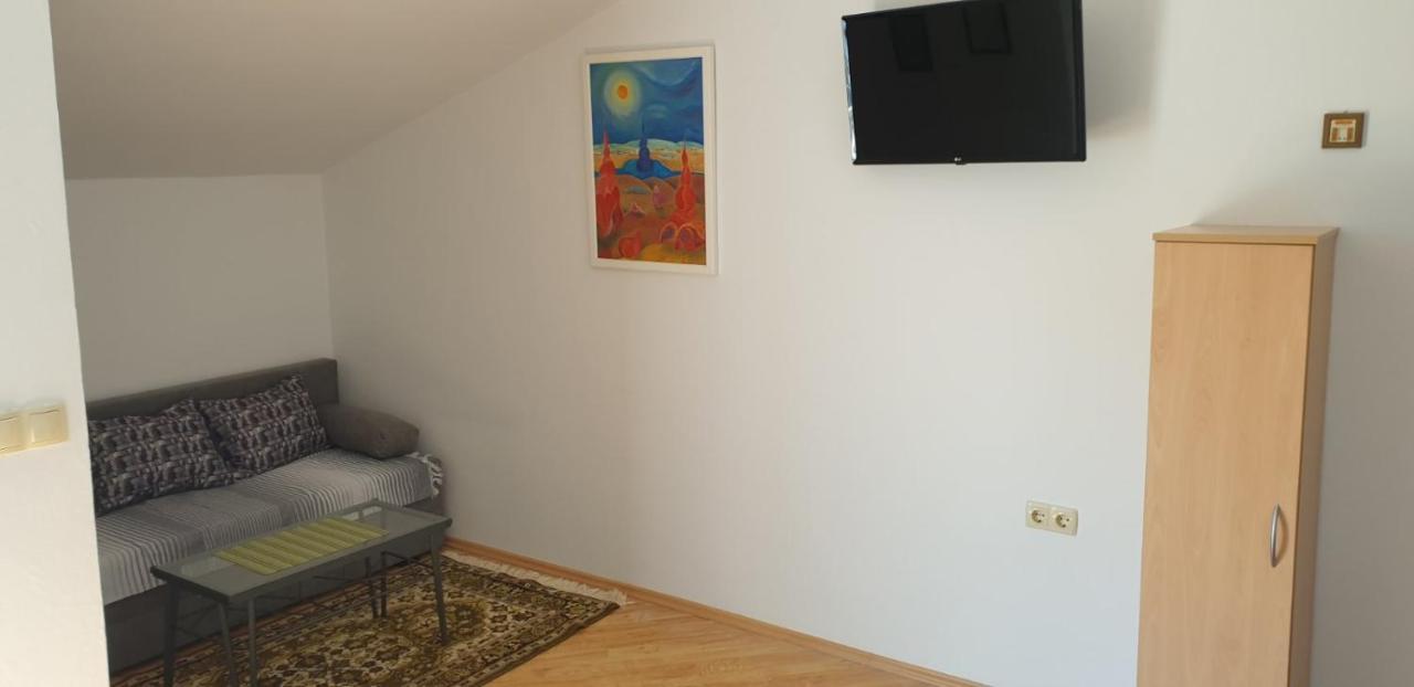 Apartment Roglic Раб Экстерьер фото