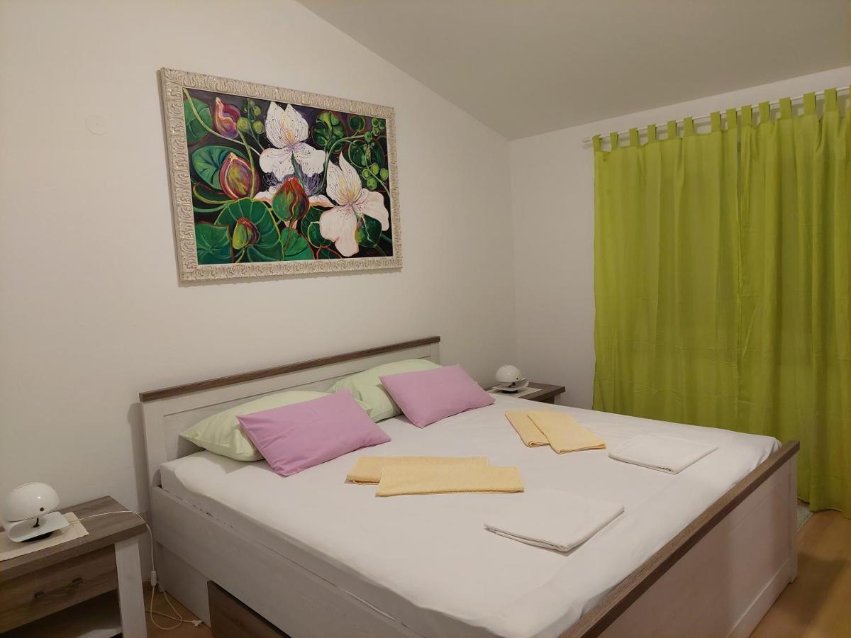 Apartment Roglic Раб Экстерьер фото