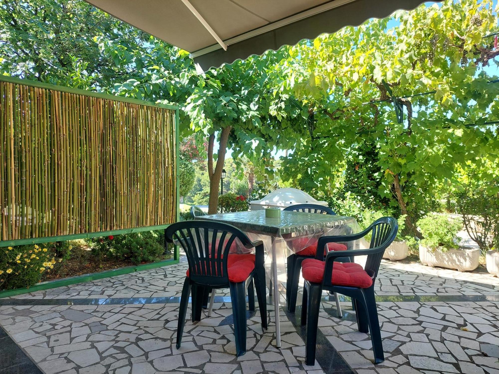 Apartment Roglic Раб Экстерьер фото